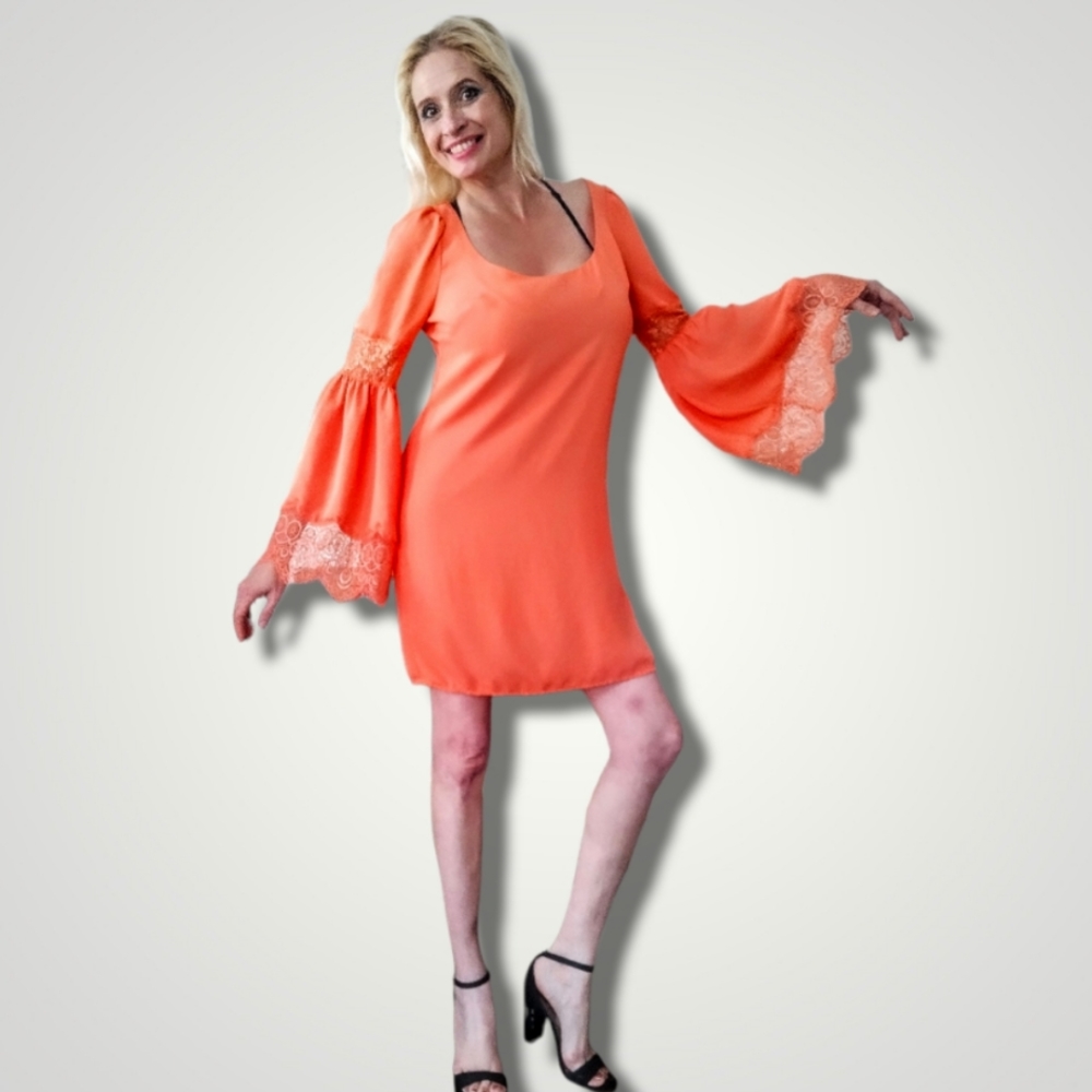 Bebe Dress
